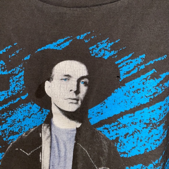 (4for12) Garth Brooks tee - Picture 3 of 7